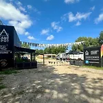 I Przyczepy Cam Spot Кемпинг