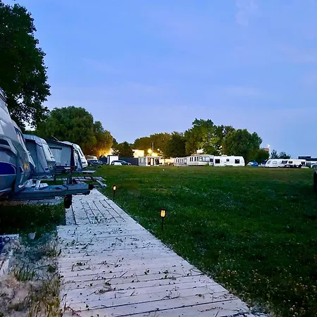 I Przyczepy Sunday Camp * Władysławowo